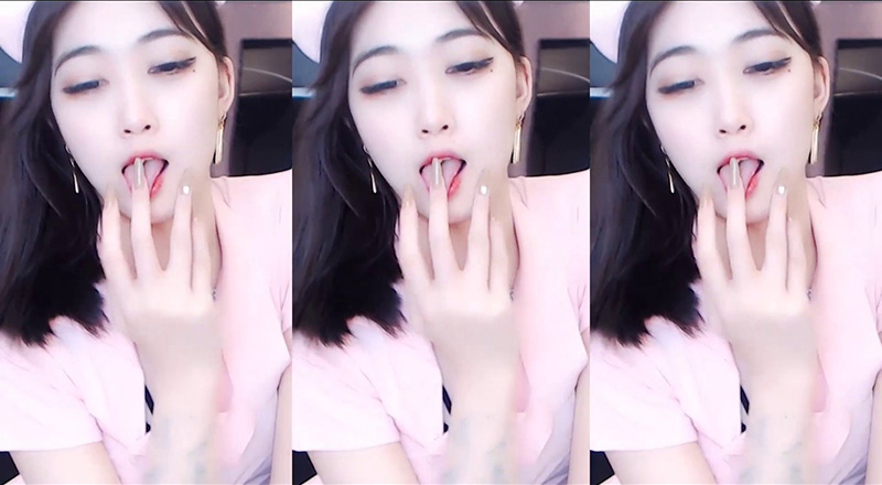 无水印[主播]虎牙主播阿木木护士装表情舞