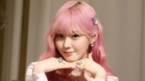 Kim Chae Hyun金采炫隶属哪个女团成员？为何被评价像音仙女吸引眼球？