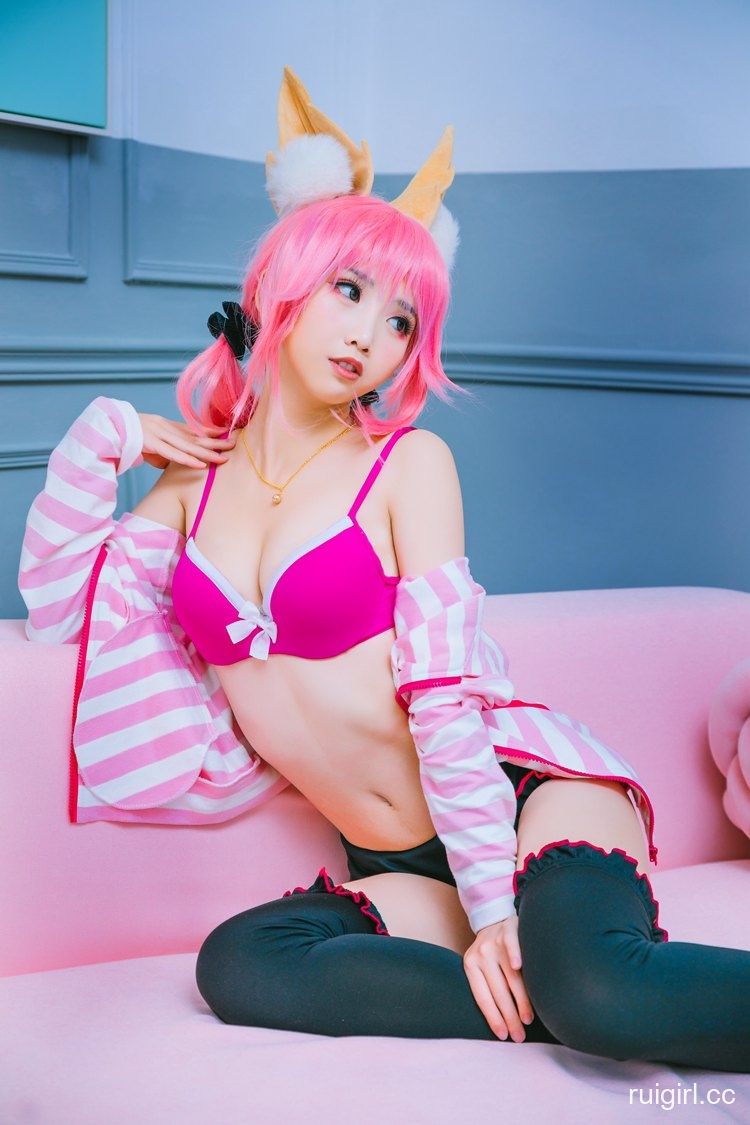 人气动漫Coser@面饼仙儿 – 玉藻前日常 【16P】-【爱主播】