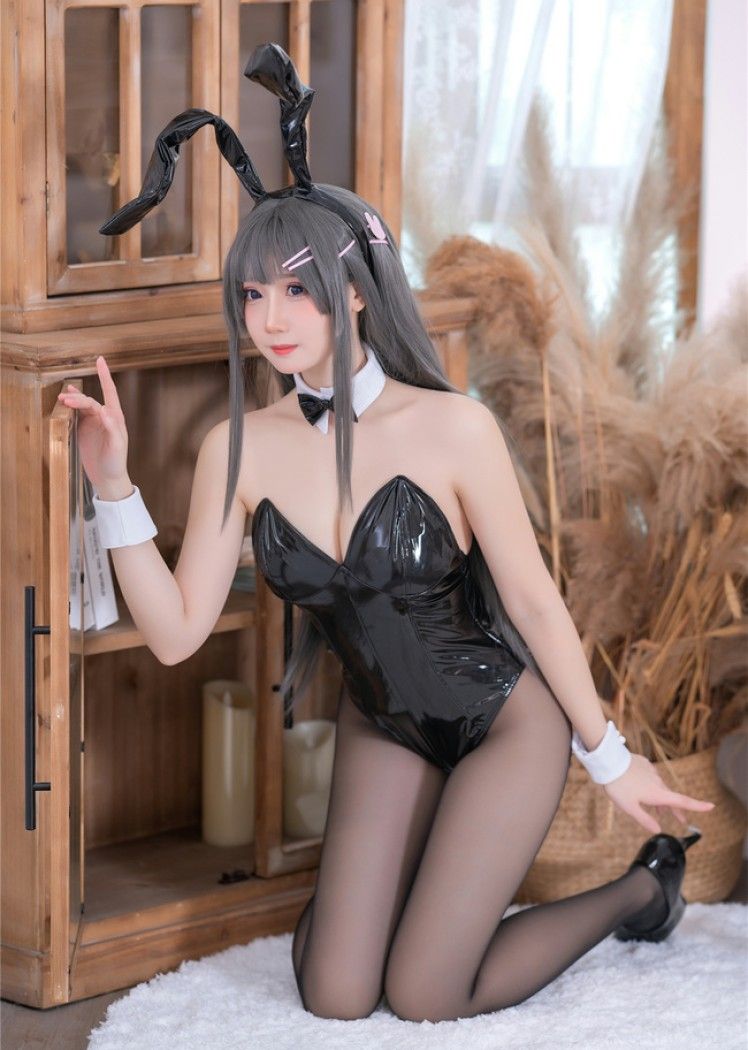 焖焖炭 – NO.06 麻衣学姐 兔女郎[30P-795MB]