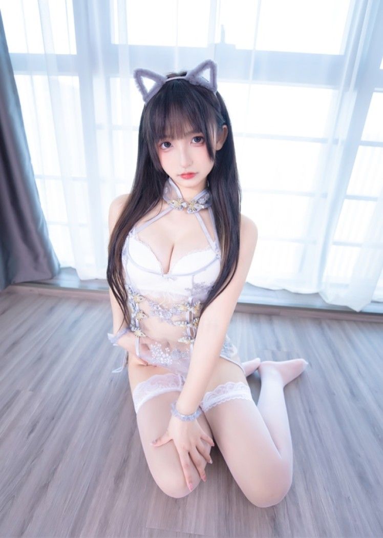 神楽坂真冬 – NO.117 羞涩喵喵[75P-157MB]