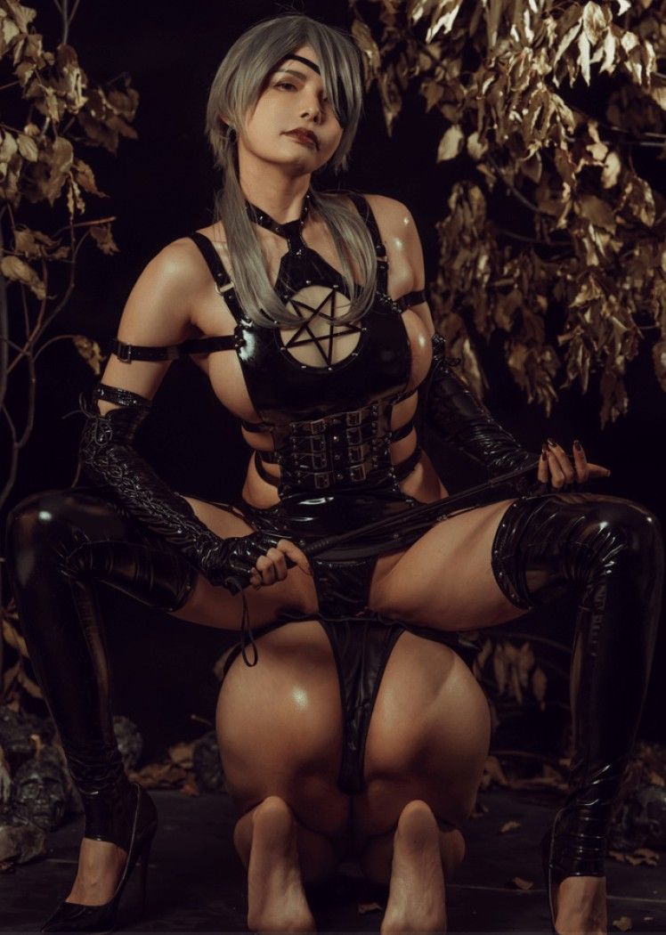 秋和柯基 – NO.79 猎魔人[40P-381MB]