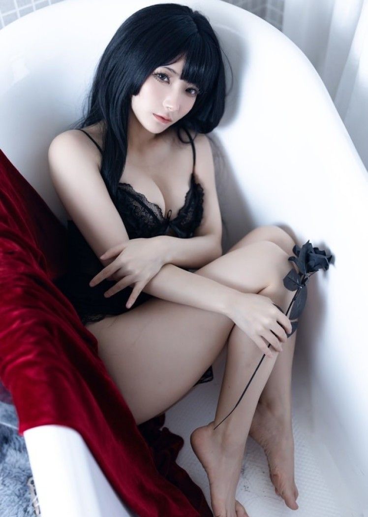 是三不是世w – NO.12 黑玫瑰[40P-313MB]