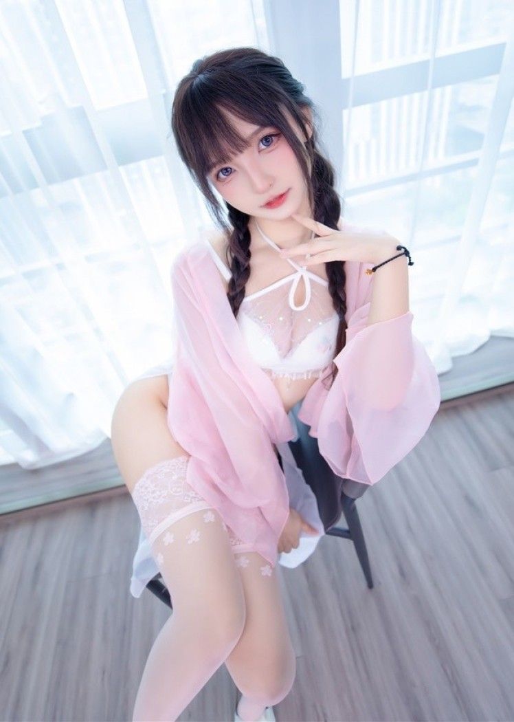 神楽坂真冬 – NO.124 桃花潭水[75P-175MB]