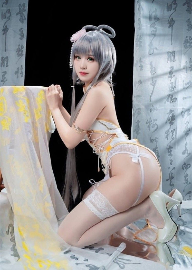 miko酱ww – NO.20 mikoの洛天依旗袍[30P-273MB]