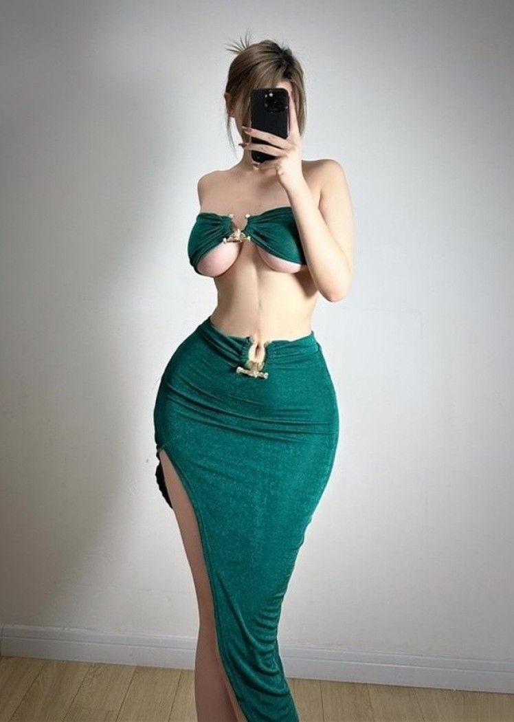 [微密圈]乙醇子呀 – 圆滚滚的球[24P-83MB]