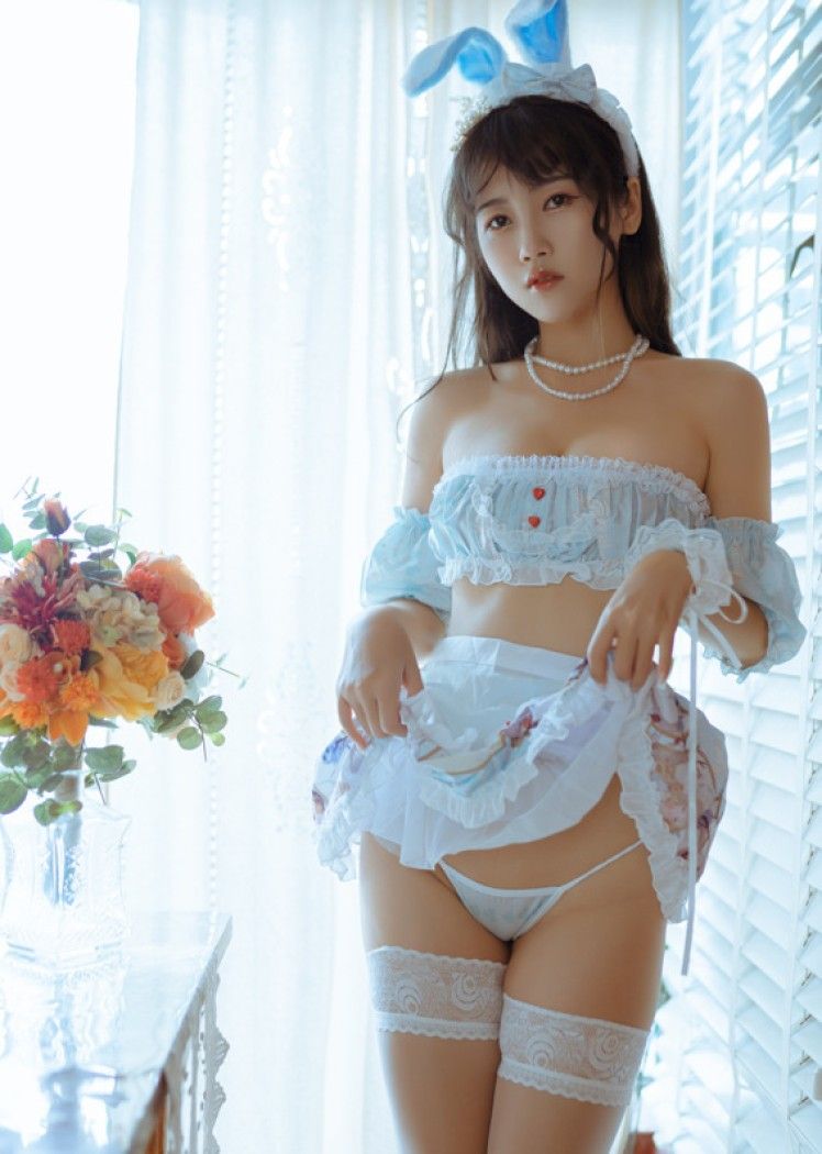 不呆猫 – NO.025兔子女友[55P/493MB]