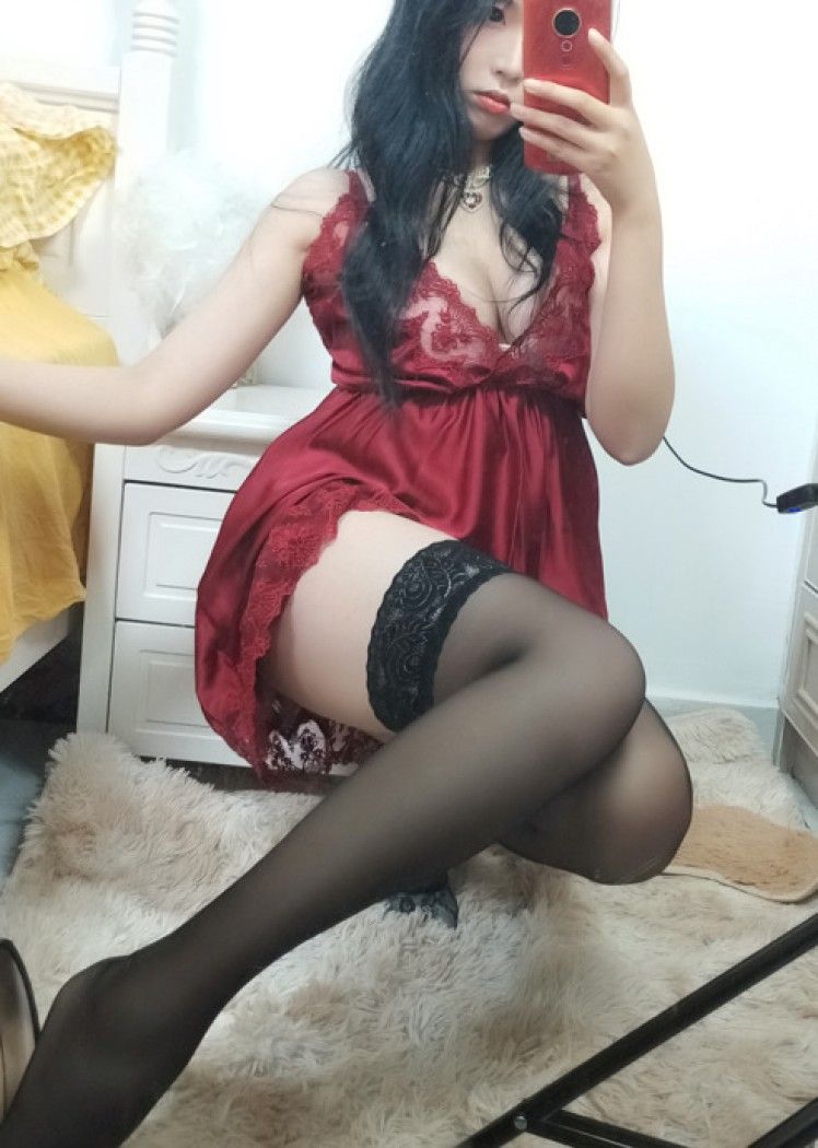 轩萧学姐 – NO.012 酒红色睡衣[36P3V/209MB]