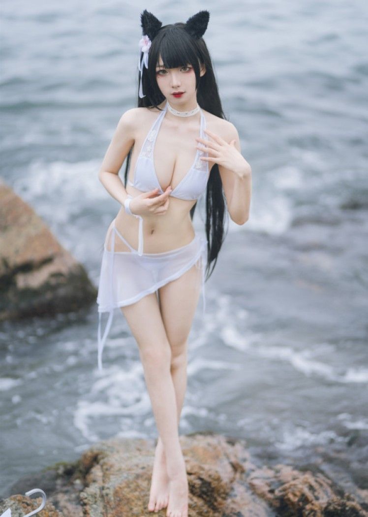 封疆疆v – NO.07 爱宕泳装[14P/107MB]