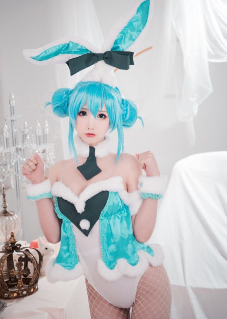 面饼仙儿 – NO.088 初音兔女郎[17P/139MB]