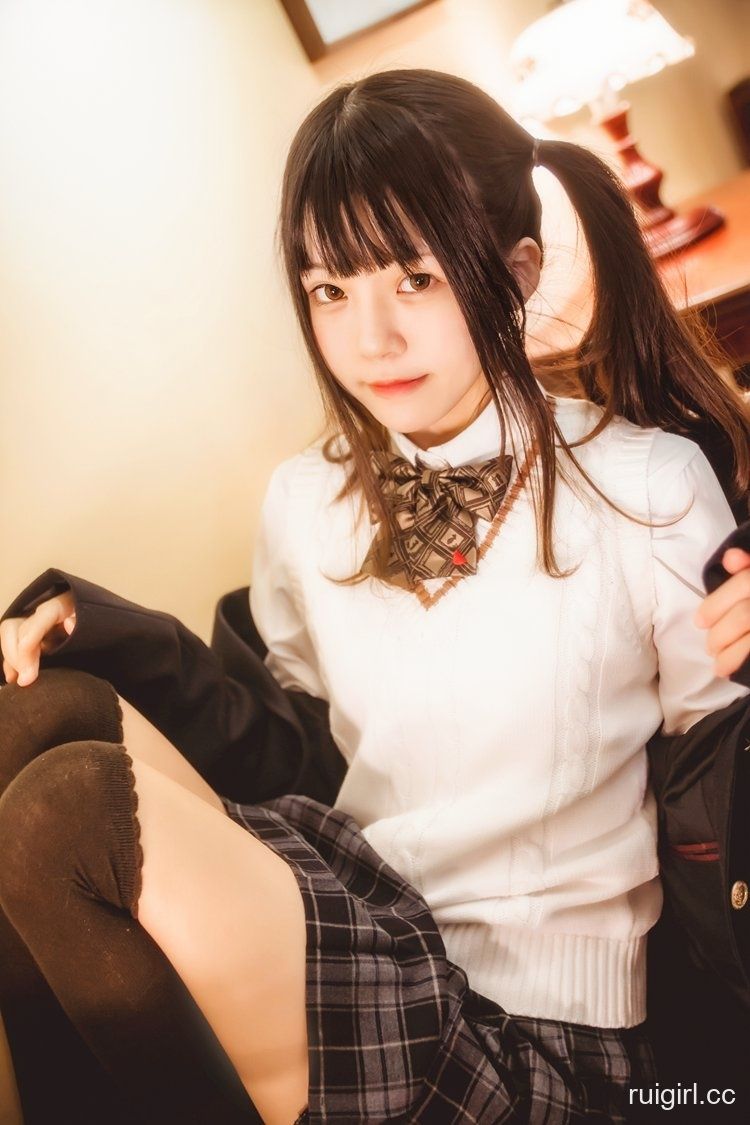 【Cosplay】 桜桃喵 – 小小少女 【103P】-【爱主播】