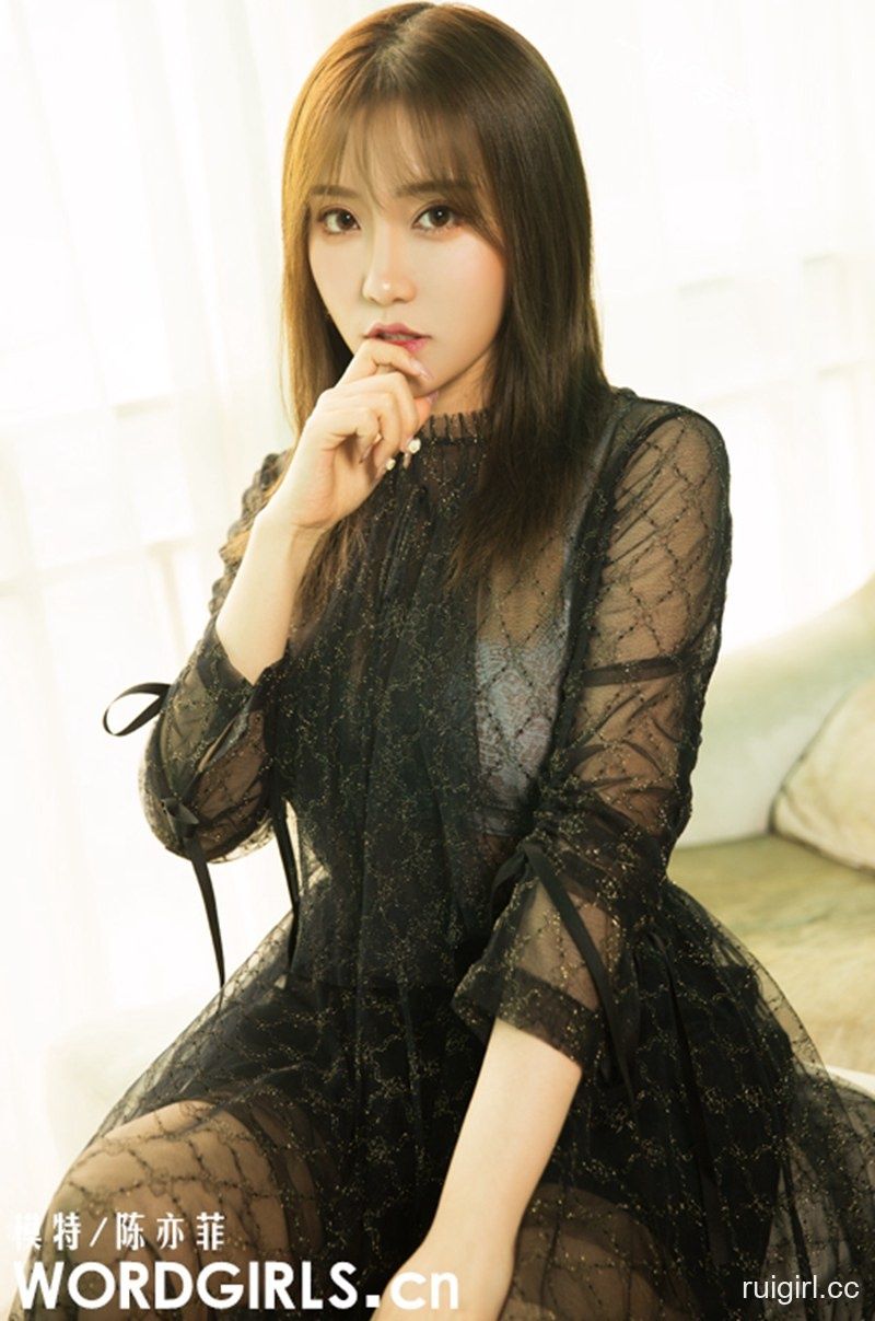 【TouTiao头条女神】 2019.11.24 陈亦菲 冬日 【67+1P】-【爱主播】