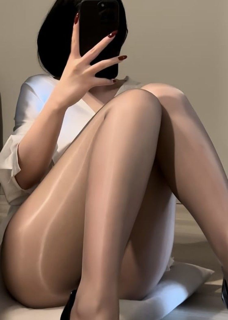 [微密圈]保守的二舅妈 – 性感粉色桃心 [15P-13M]