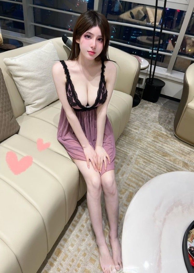 [微密圈]奔跑的晶螺儿 – 紫色睡衣 [26P1V-181MB]