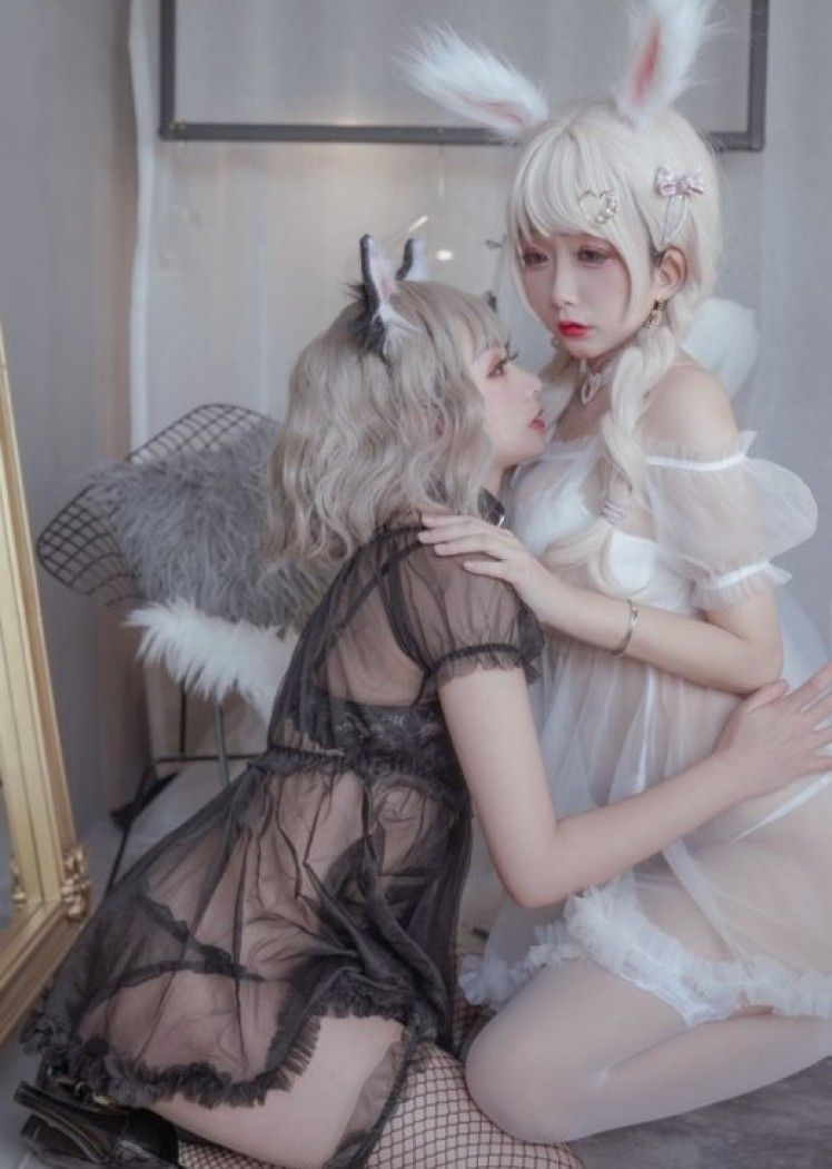 [喵糖映画]VOL.200 渔往袜黑猫与白丝白兔 [25P/435MB]