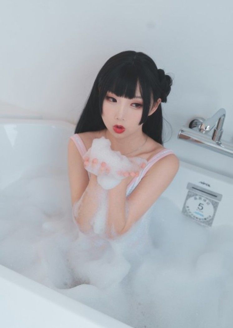 [喵糖映画]VOL.167 洗澡澡 浴缸泡泡 [41P/529M]