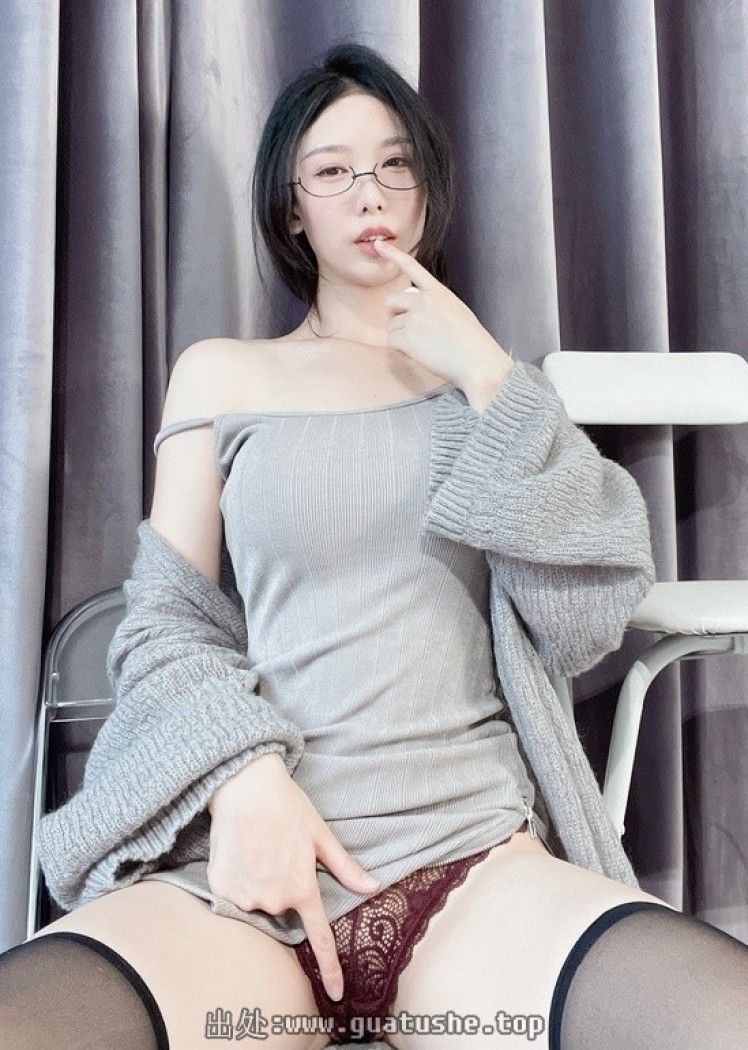 抖娘-利世 – NO.156 定制-宅女[40P-136MB]