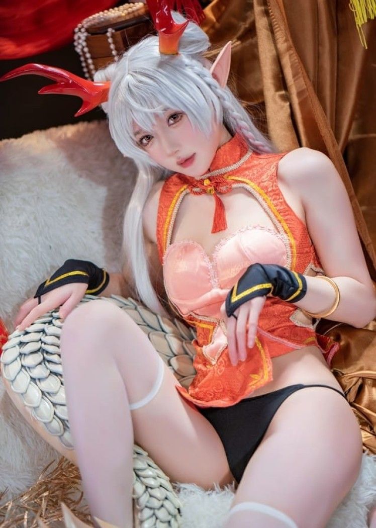 阿包也是兔娘 – NO.084 新春贺图 龙妹[45P1V-1.24G]