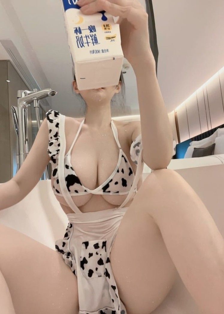 [微密圈]左公子666 – 斑点奶牛[28P2V-170M]