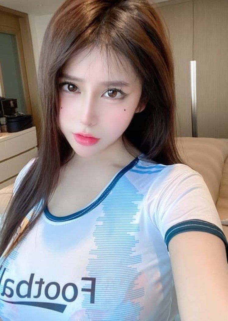 [微密圈]奔跑的晶螺儿 – 足球杯能有我好看么？ [33P1V-147M]