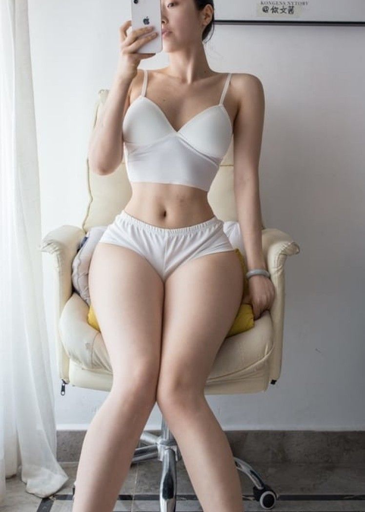 [微密圈]文茜cool – 内衣套装[17P-95M]