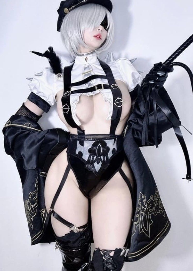 [微密圈]章鱼小童谣 – 最燃执行官🔥尽显妖娆[29P-97M]