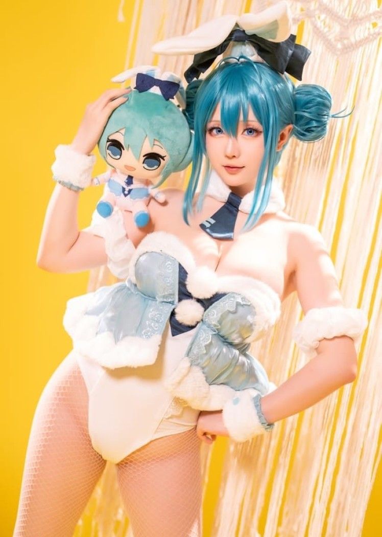 星之迟迟 – NO.166 23年9月计划A Miku-白兔女郎 [77P1V-639M]