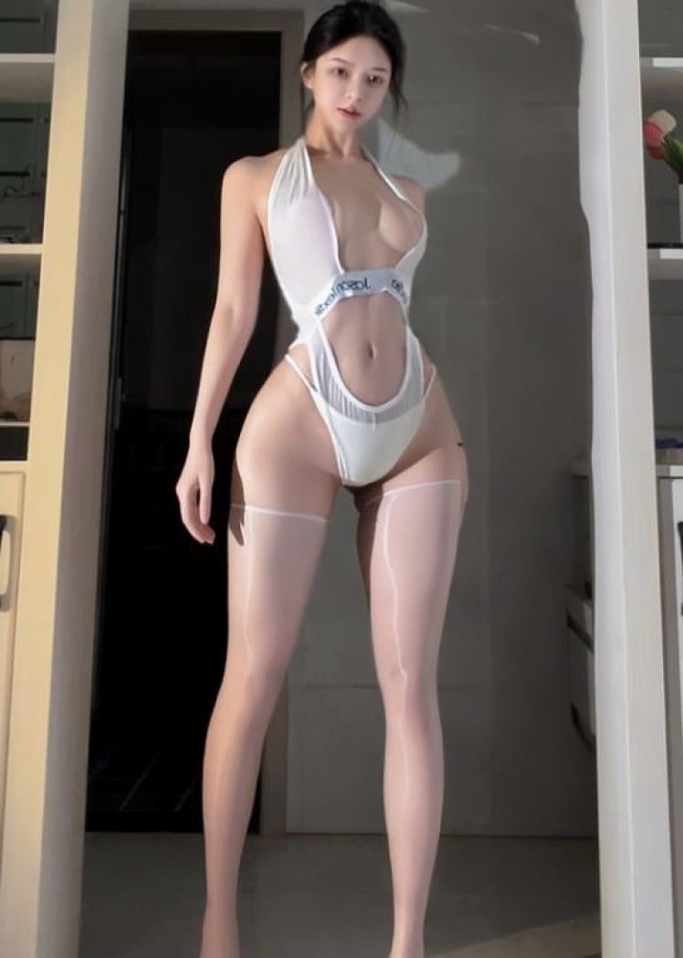 [微密圈]姐姐Lalion – 薄如蝉翼 [44P1V-126M]