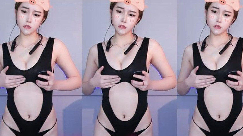 [主播]网易CC直播当当土豪定制热舞情趣2V 7分06