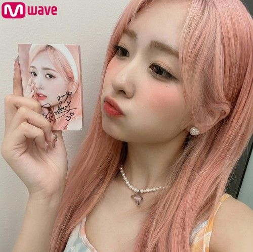 MIYU伊藤美优曾经是哪家日本杂志模特？现隶属哪个韩流偶像女团成员？