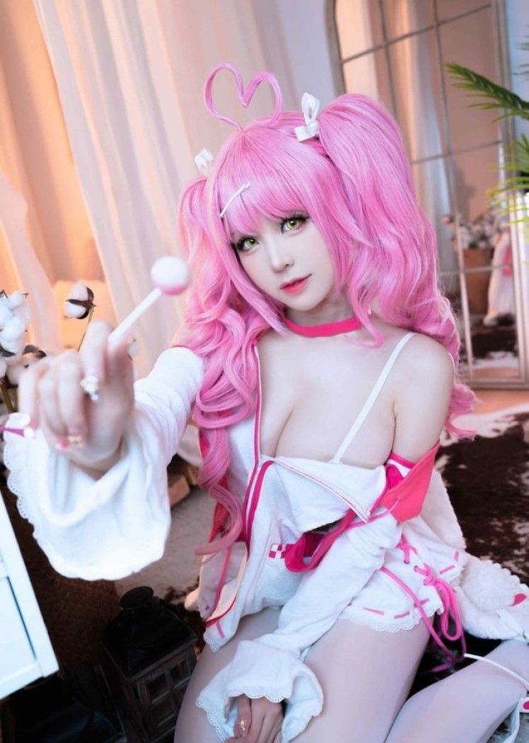 miko酱ww – NO.39 卡提那[29P-246M]