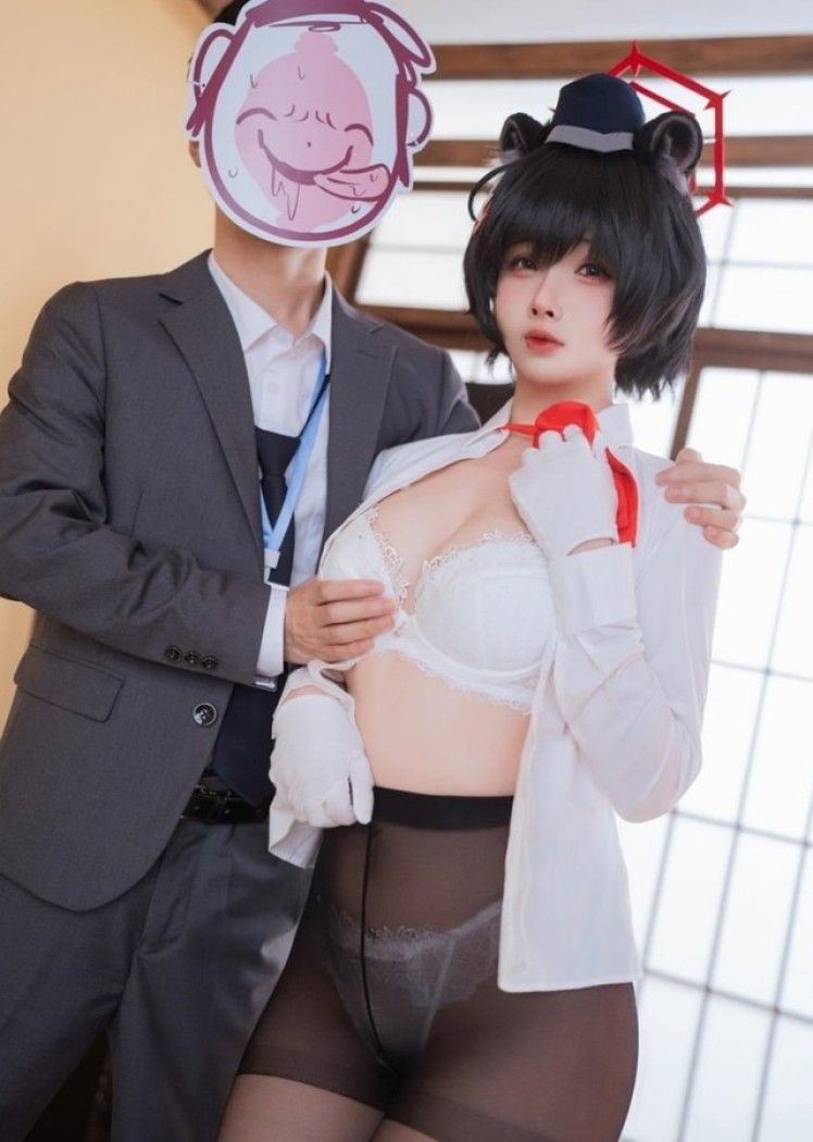 rioko凉凉子 – NO.135 蔚蓝档案 导游 椿 [62P12V-1.03G]