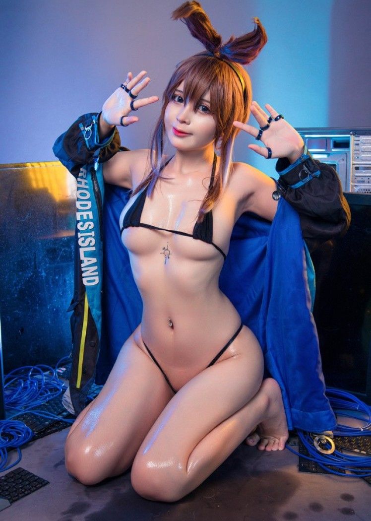 UmekoJ – Amiya Arknights [154P5V-570MB]